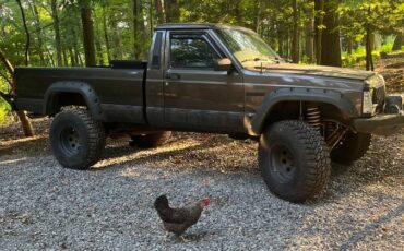 Jeep-Comanche-1986-9