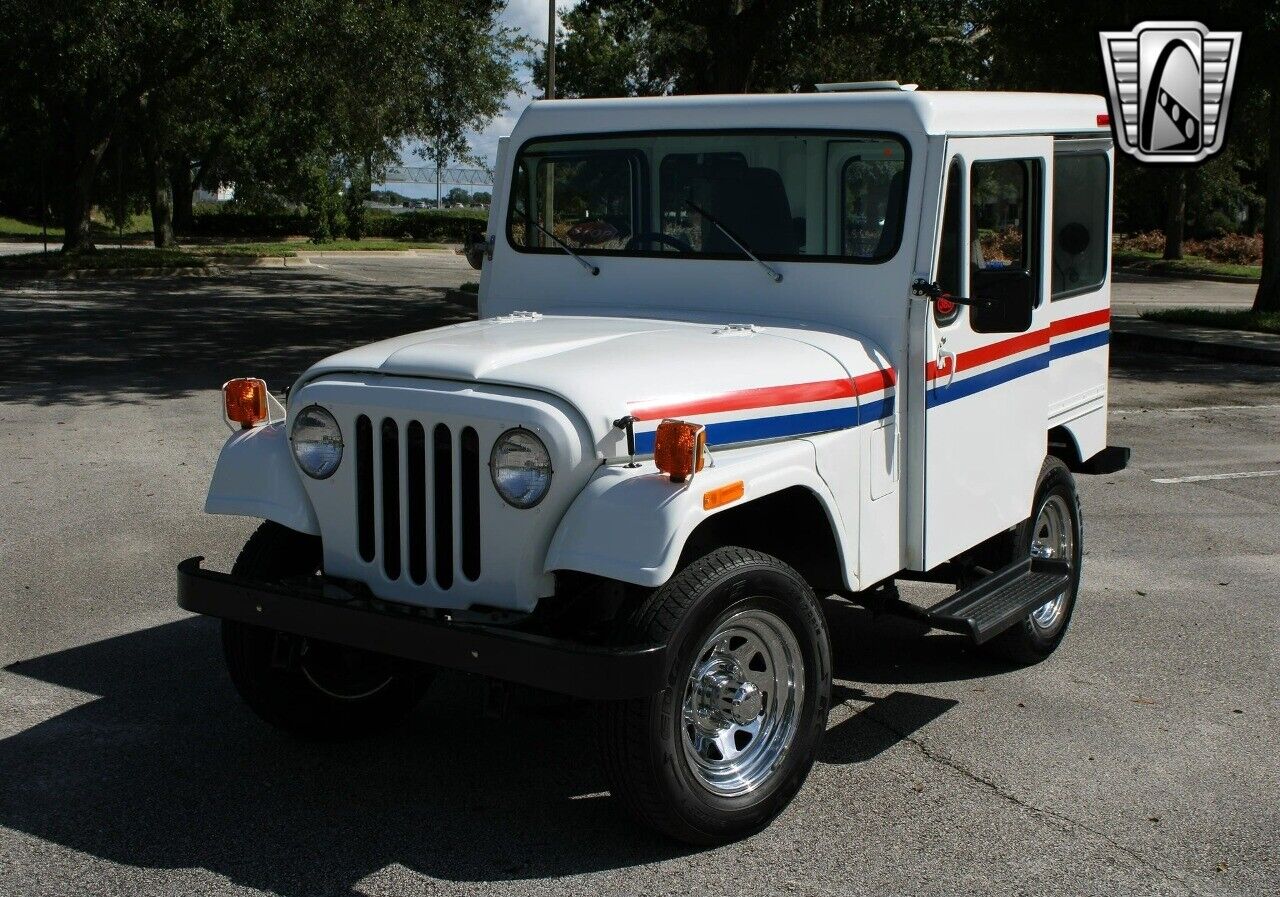 Jeep-DJ-Series-1974-4