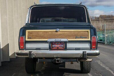 Jeep-Grand-Wagoneer-1988-5