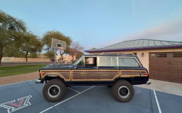 Jeep-Grand-wagoneer-1989-2