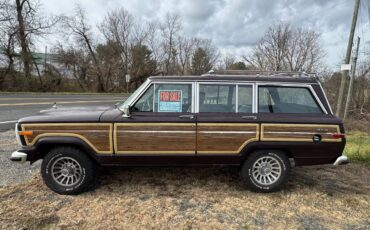 Jeep-Grand-wagoneer-1990