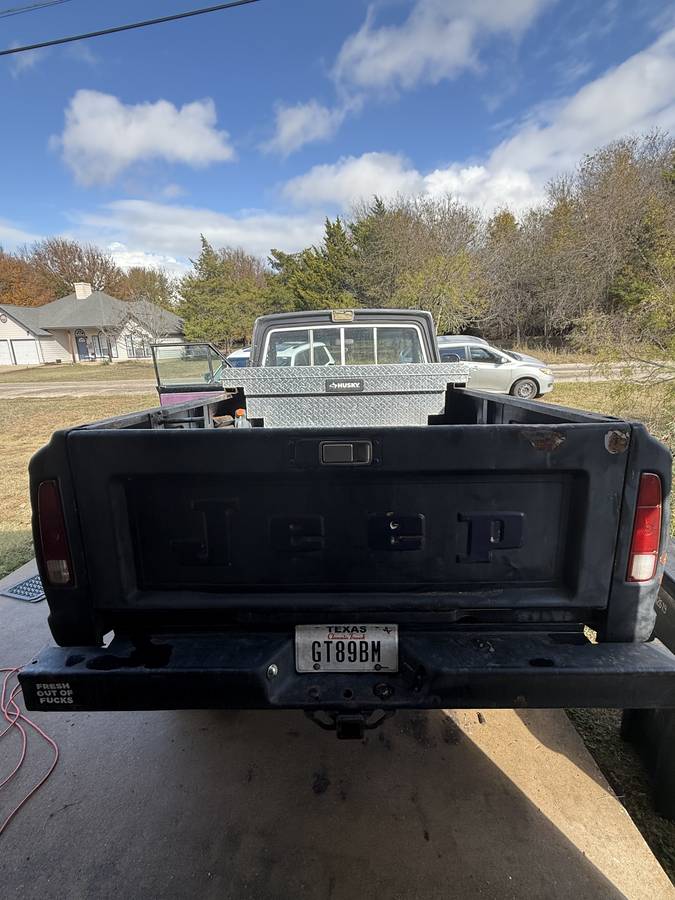 Jeep-J10-1975-5