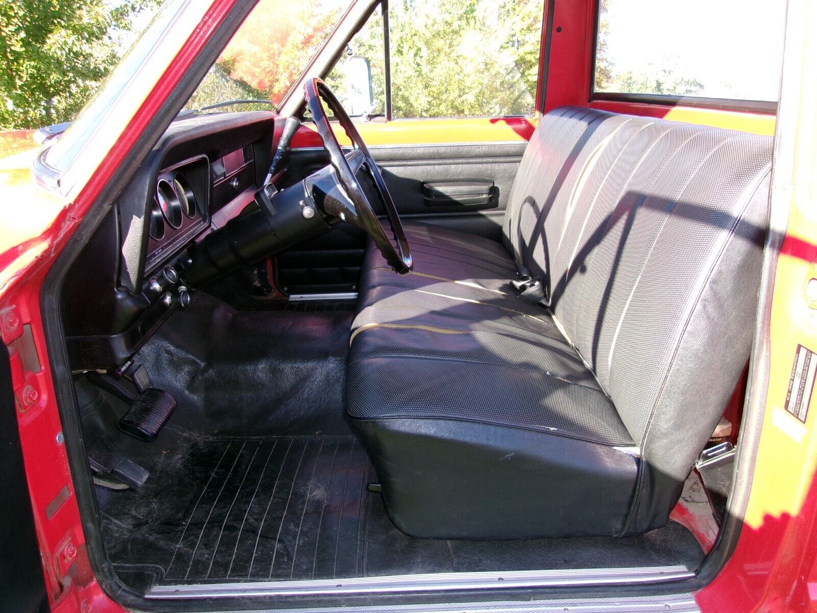 Jeep-J20-Jeep-4X4-Pick-Up-1976-9