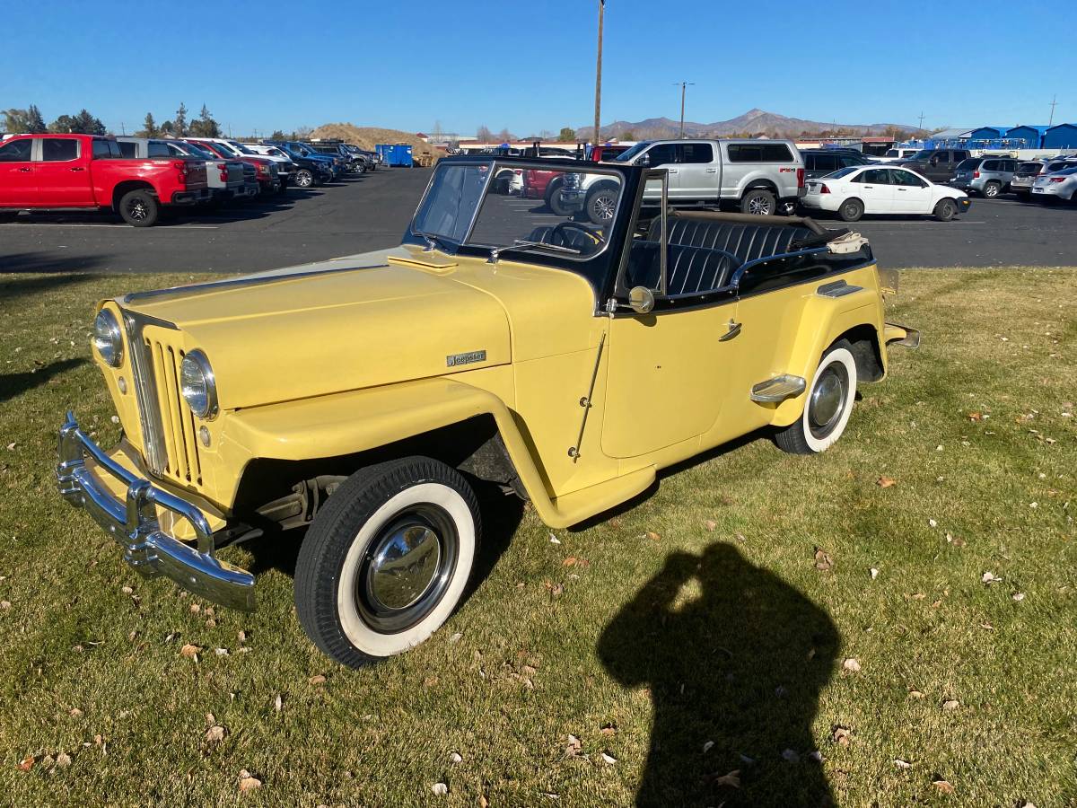 Jeep-Jeepster-convertible-1949-3