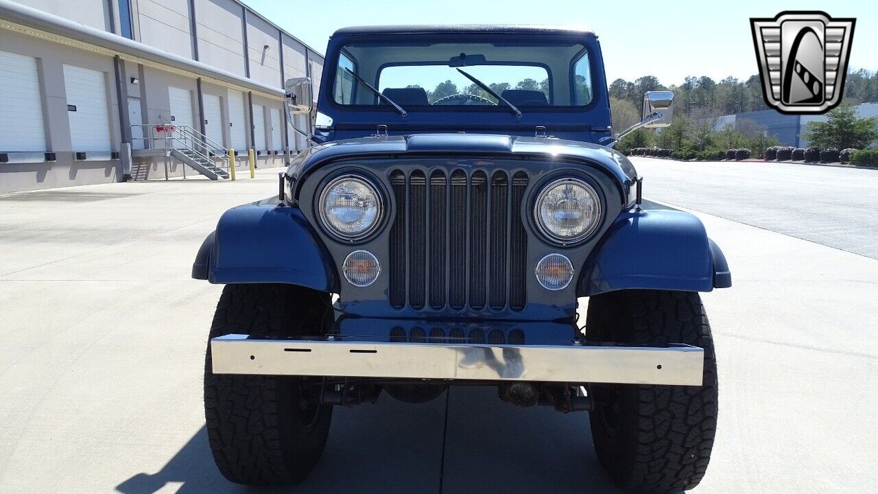 Jeep-Scrambler-1981-8