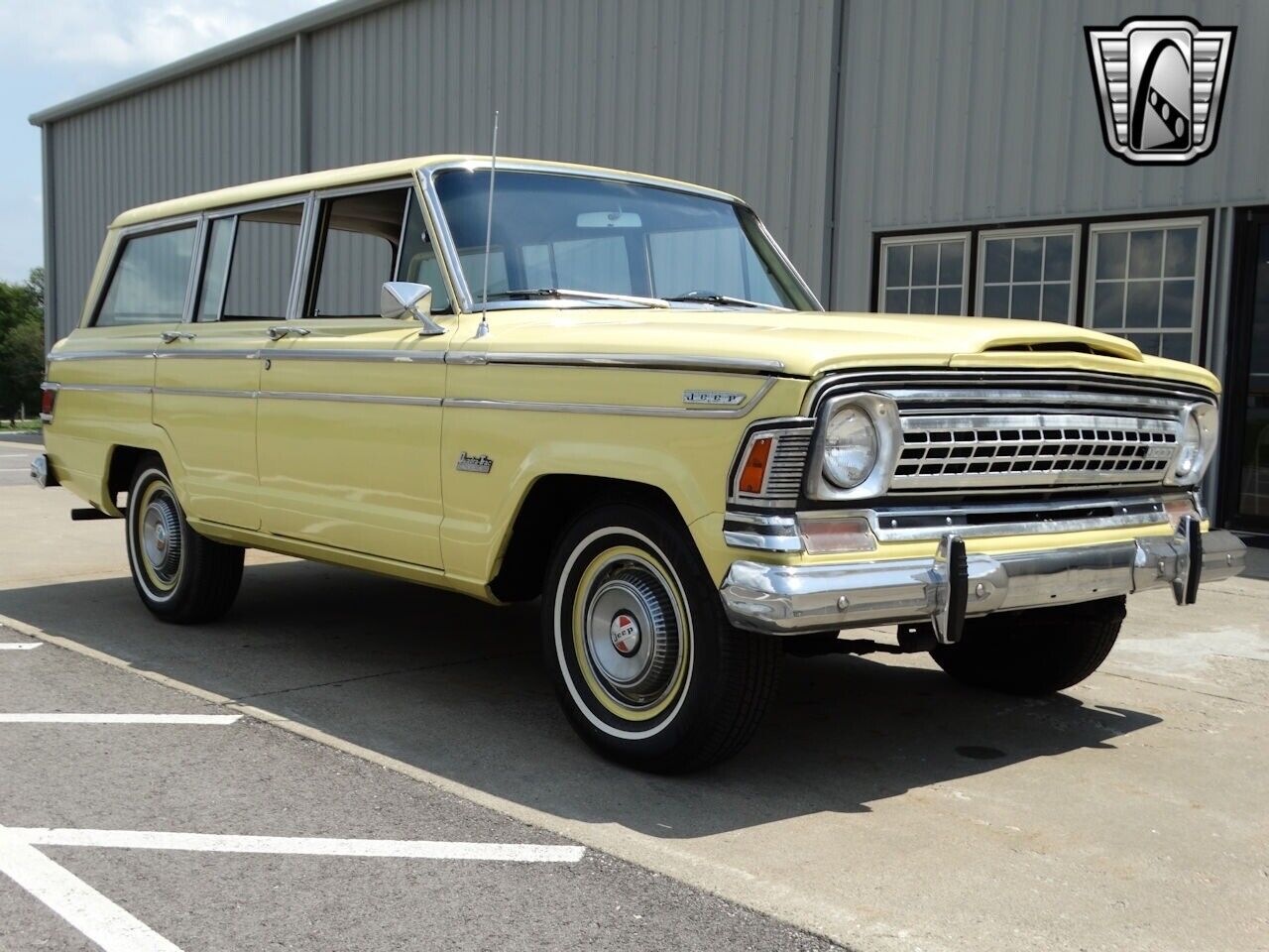 Jeep-Wagoneer-1973-9