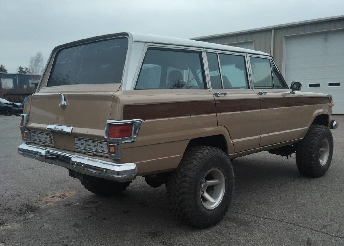 Jeep-Wagoneer-Break-1968-6