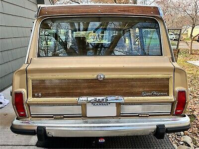 Jeep-Wagoneer-Break-1987-7