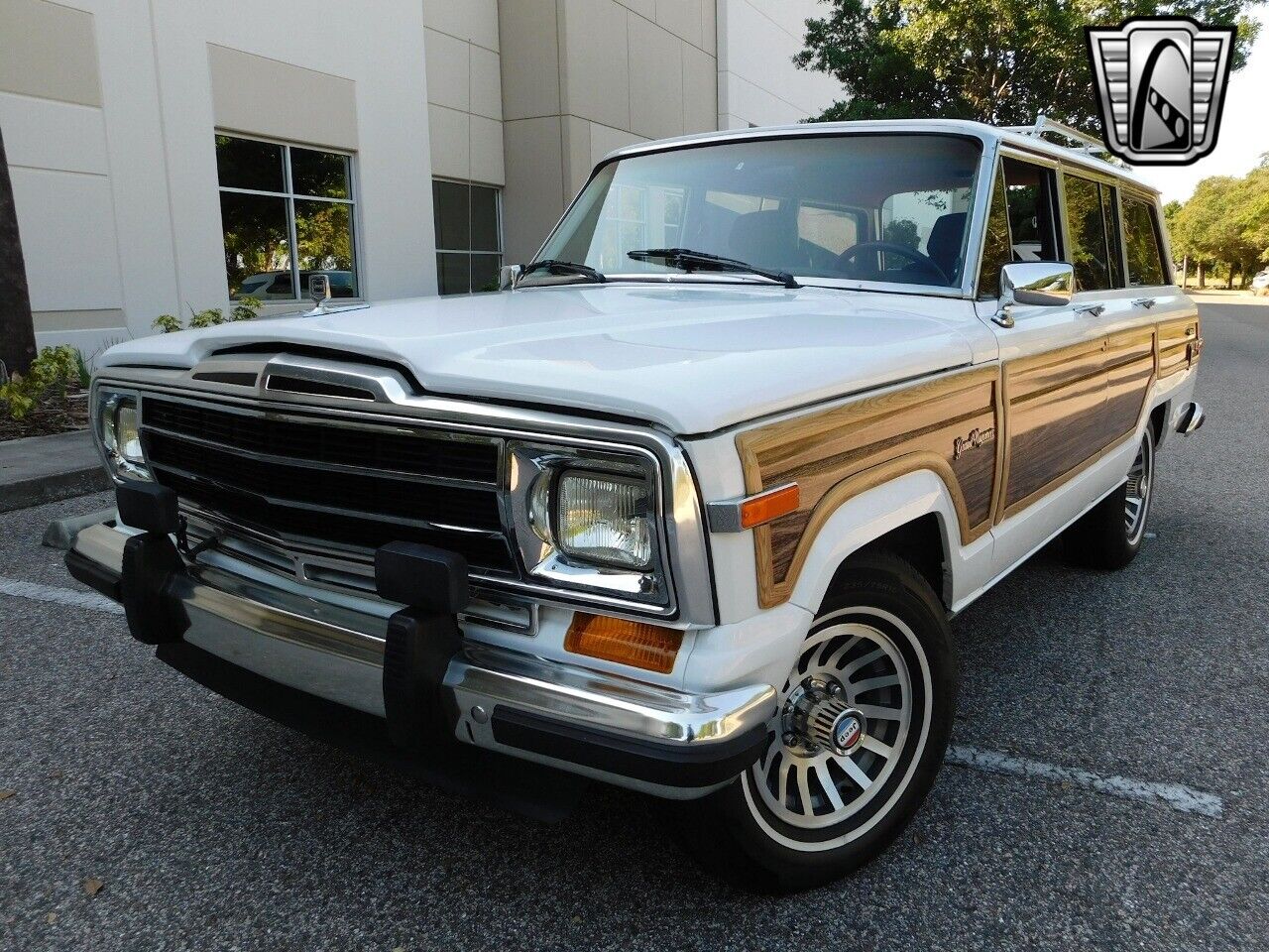 Jeep-Wagoneer-Cabriolet-1990-11