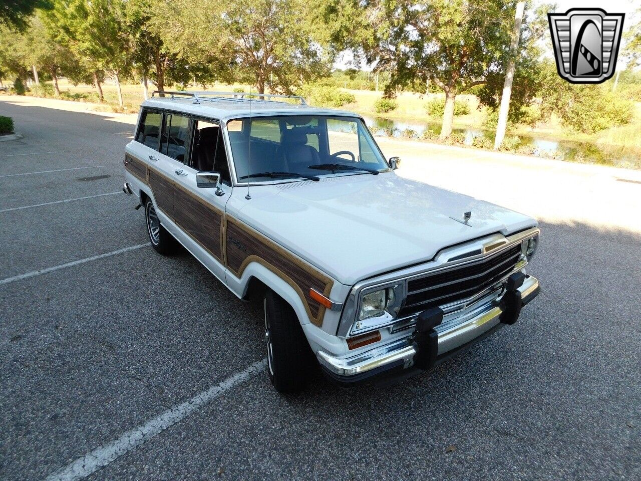 Jeep-Wagoneer-Cabriolet-1990-6