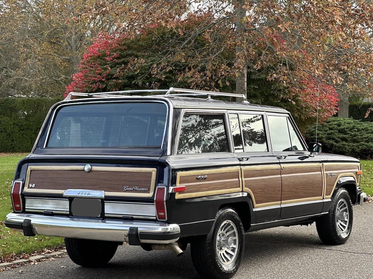 Jeep-Wagoneer-SUV-1988-15