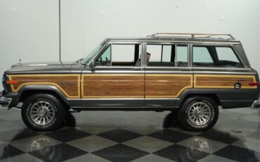 Jeep-Wagoneer-SUV-1989-2