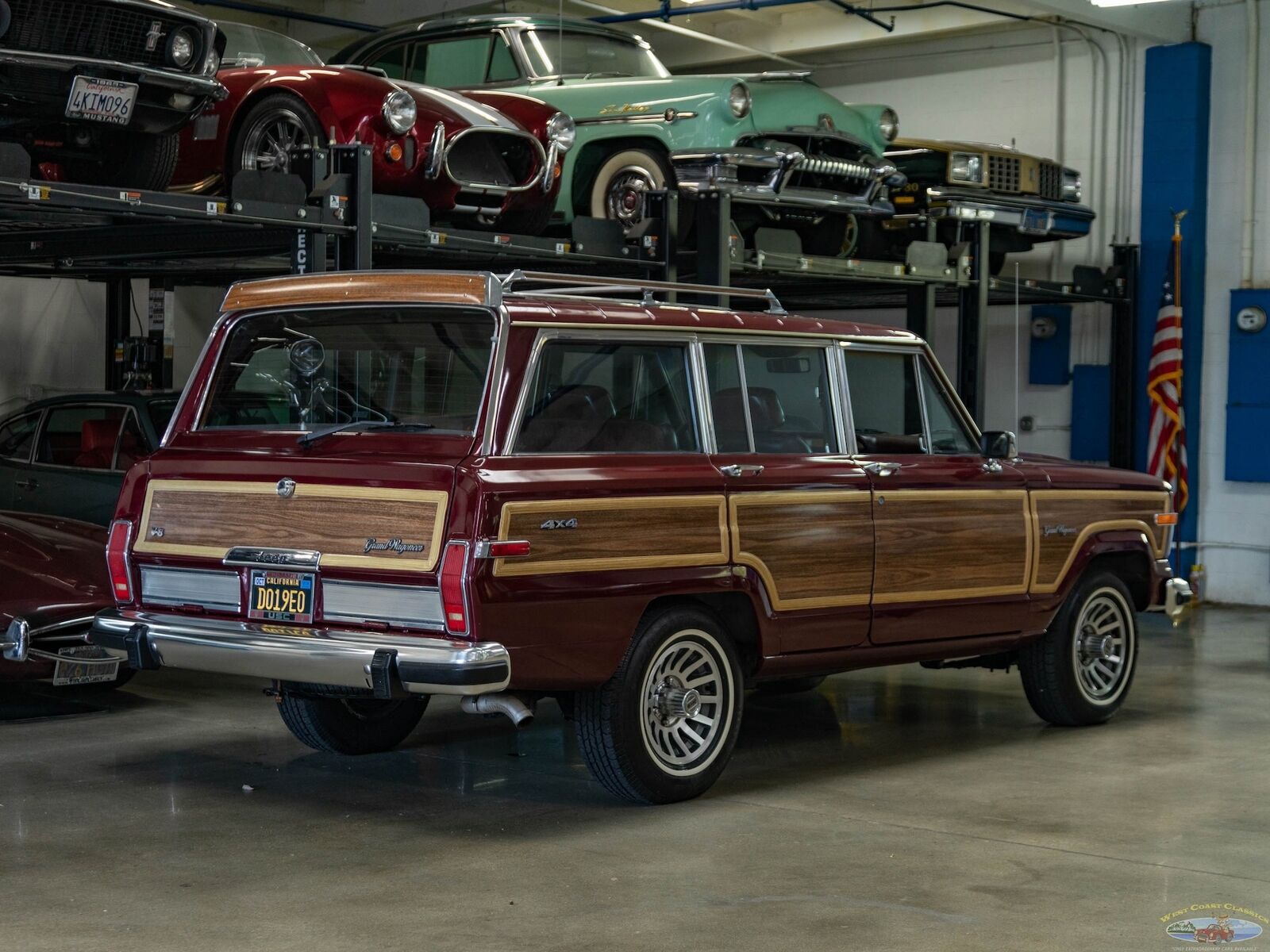 Jeep-Wagoneer-SUV-1991-24