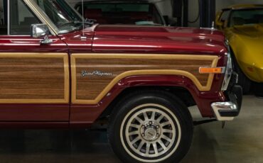 Jeep-Wagoneer-SUV-1991-3