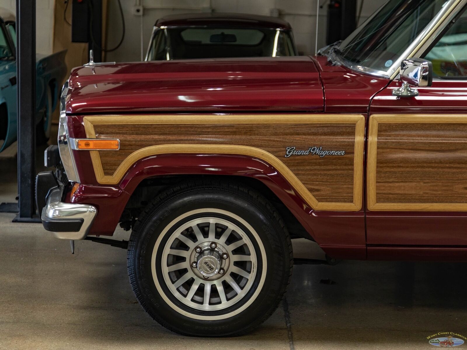 Jeep-Wagoneer-SUV-1991-4