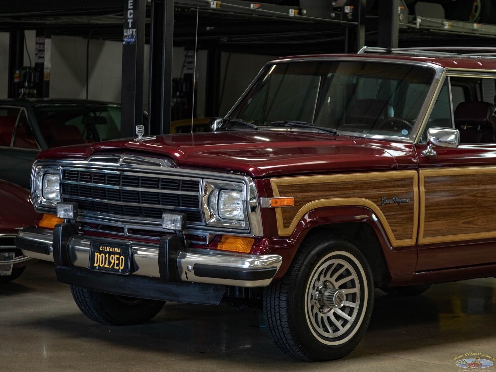 Jeep-Wagoneer-SUV-1991-7