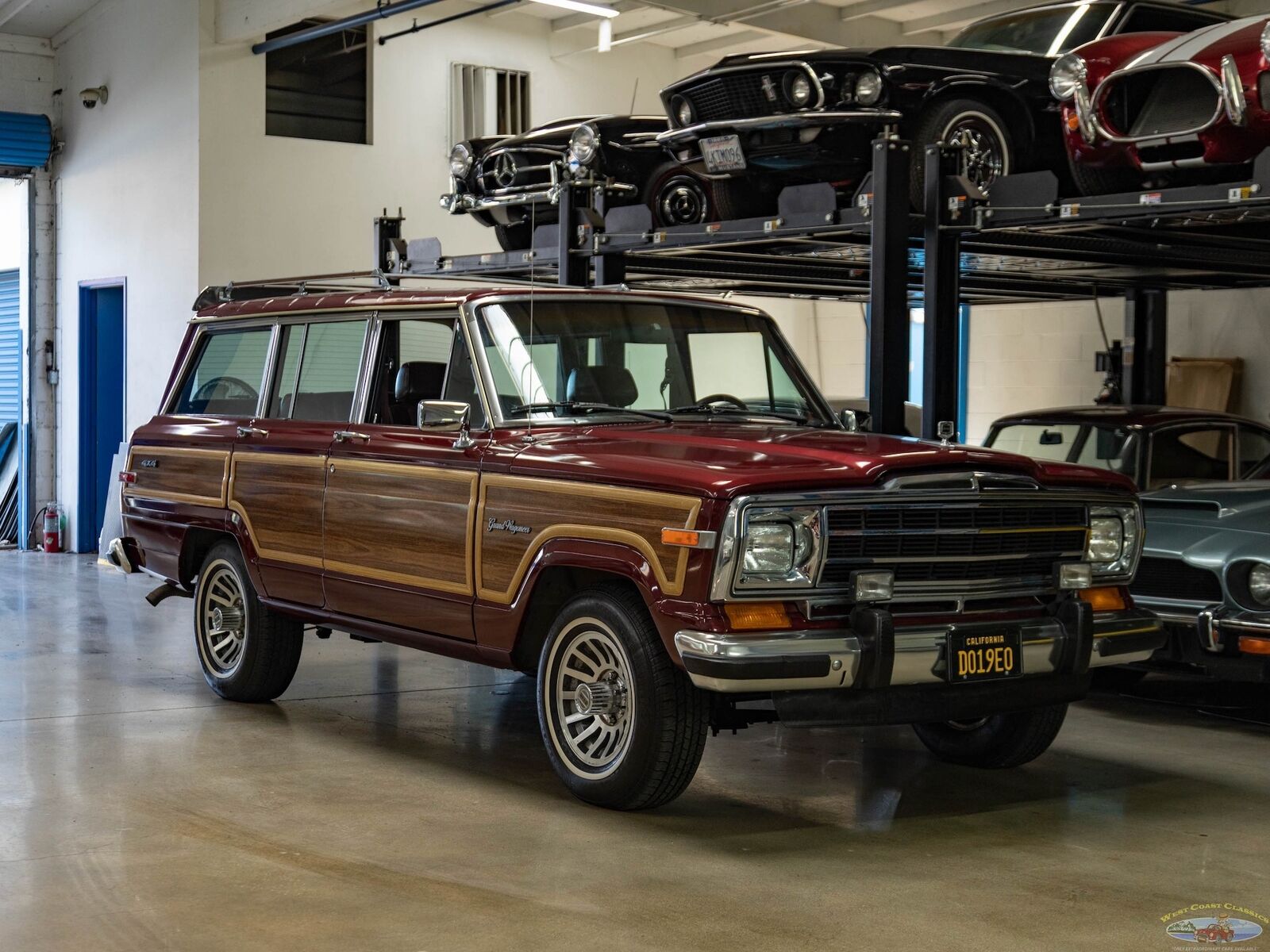 Jeep-Wagoneer-SUV-1991-9