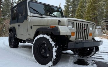 Jeep-Wrangler-1990-21