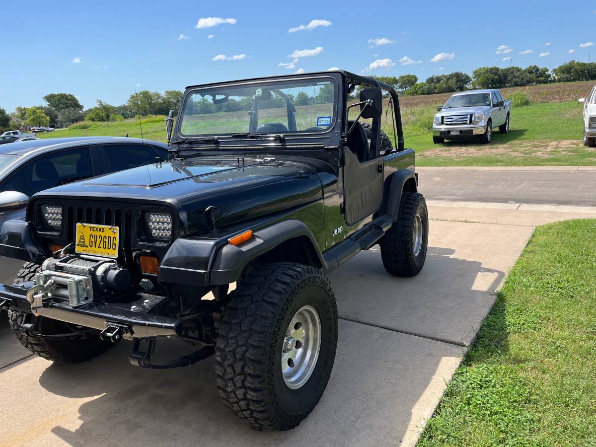 Jeep-Wrangler-1990