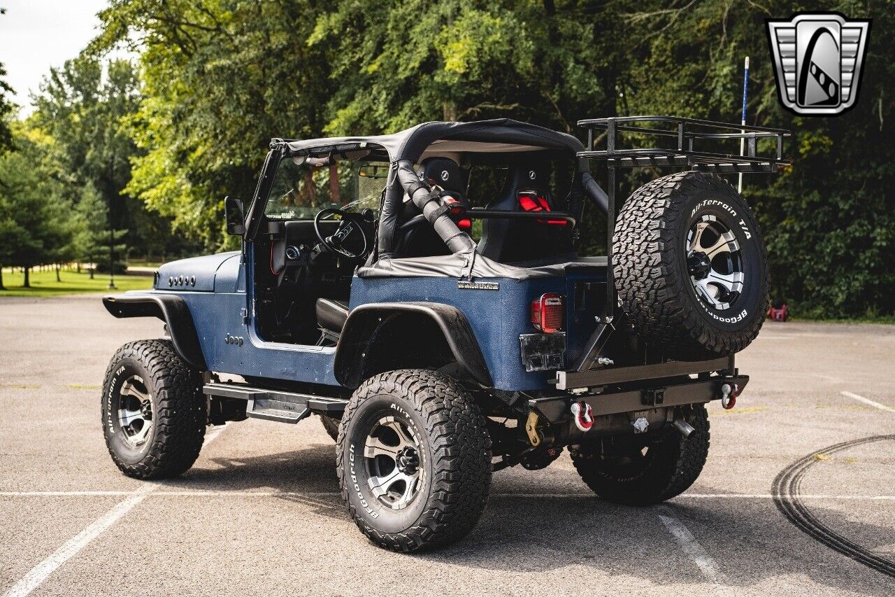 Jeep-Wrangler-Cabriolet-1988-4