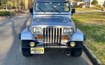 Jeep Wrangler SUV 1992