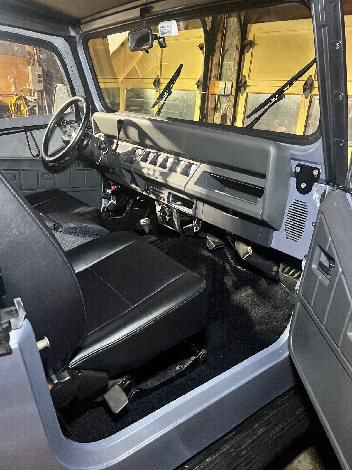 Jeep-Wrangler-SUV-1992-7