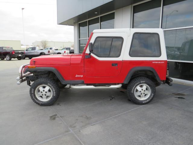 Jeep-Wrangler-SUV-1994-3