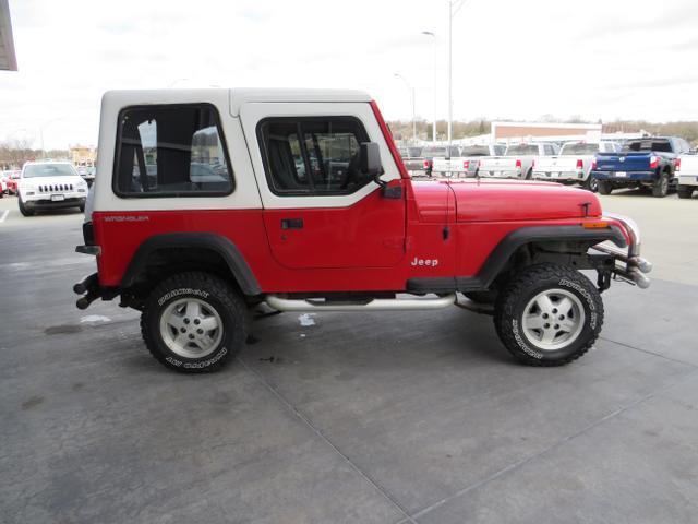 Jeep-Wrangler-SUV-1994-7