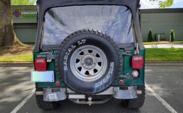 Jeep-Wrangler-cj7-1986-4