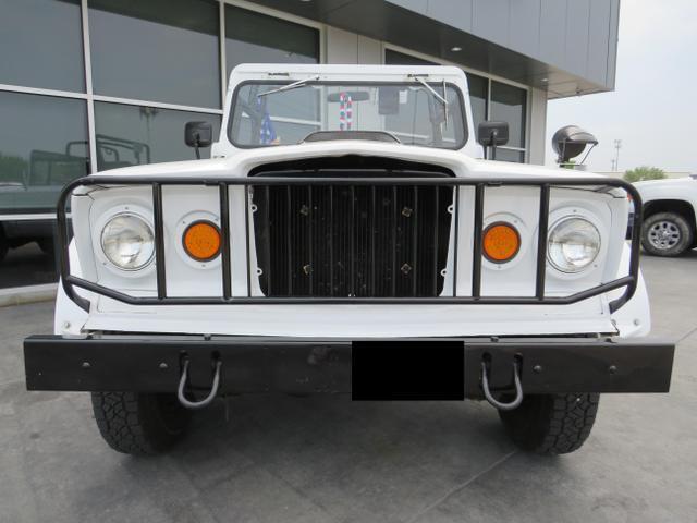 Kaiser-Jeep-M715-Pickup-1967-1