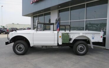 Kaiser-Jeep-M715-Pickup-1967-3