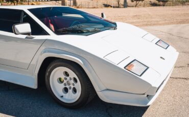 Lamborghini-Countach-Coupe-1984-5