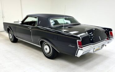 Lincoln-Continental-1970-2