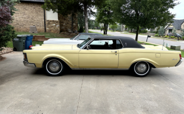 Lincoln-Continental-1971-1