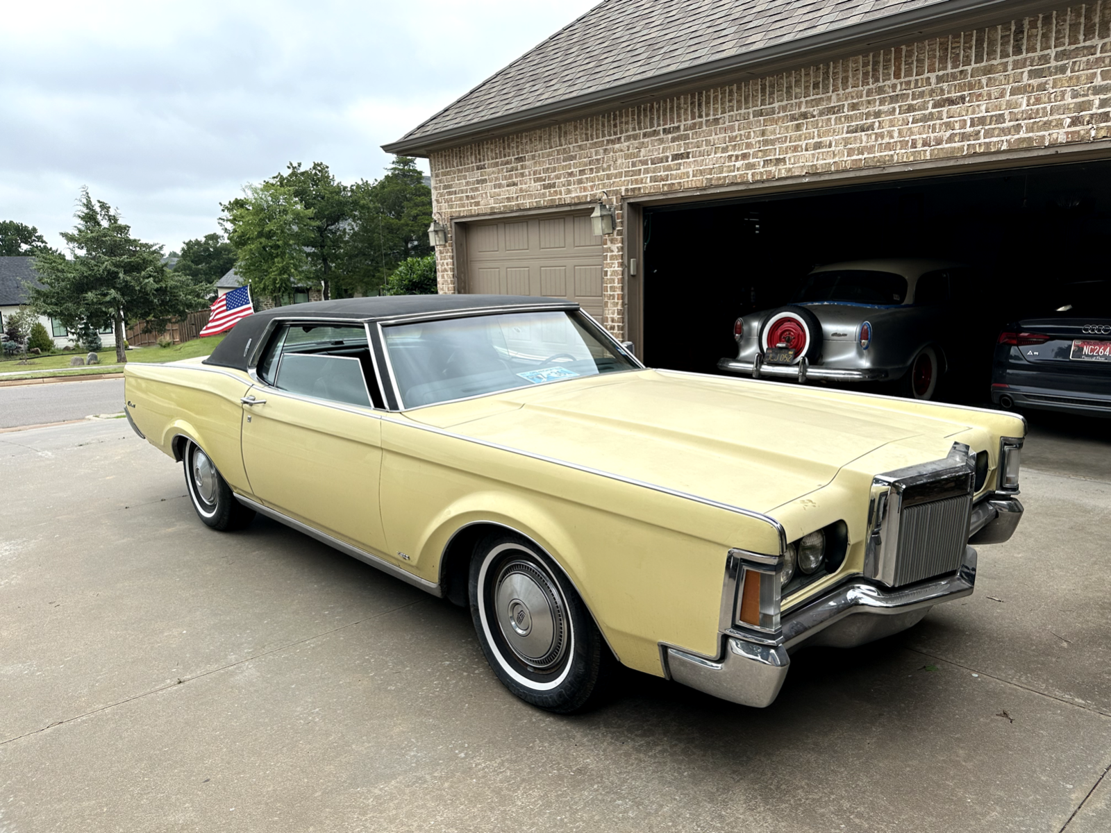 Lincoln-Continental-1971-4