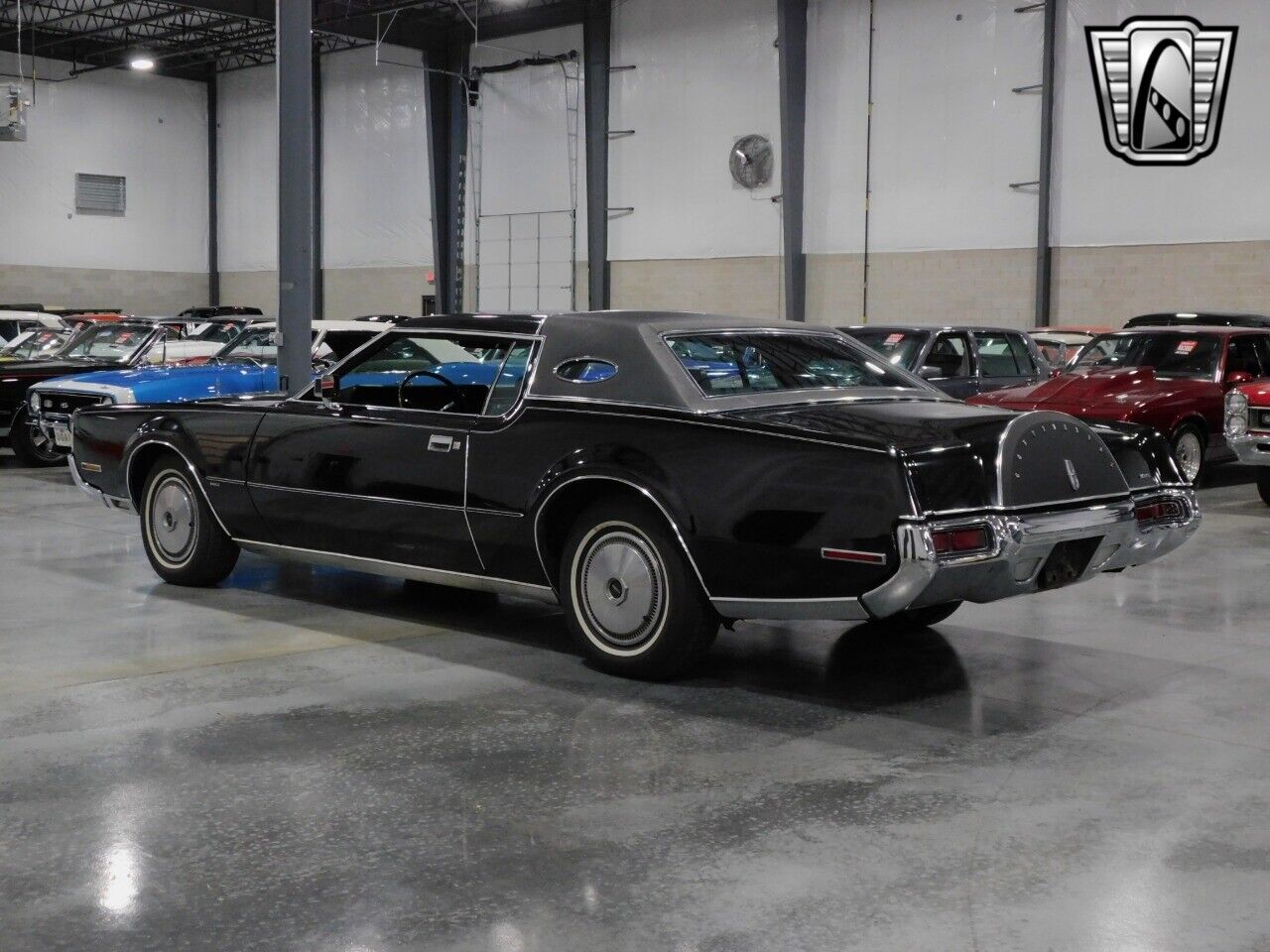 Lincoln-Continental-1972-3