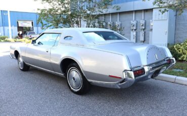 Lincoln-Continental-1973-2