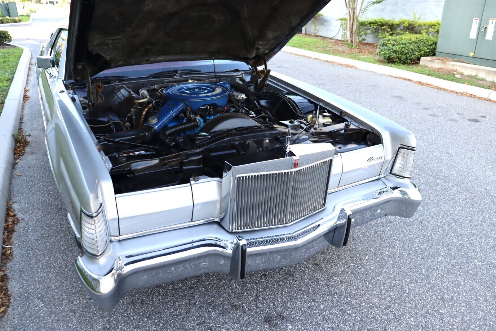 Lincoln-Continental-1973-25