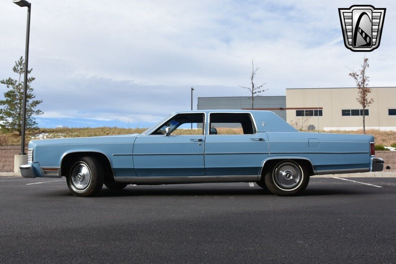 Lincoln-Continental-1978-3