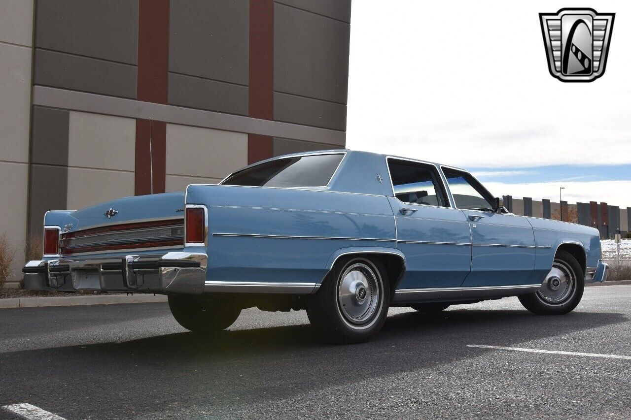 Lincoln-Continental-1978-6