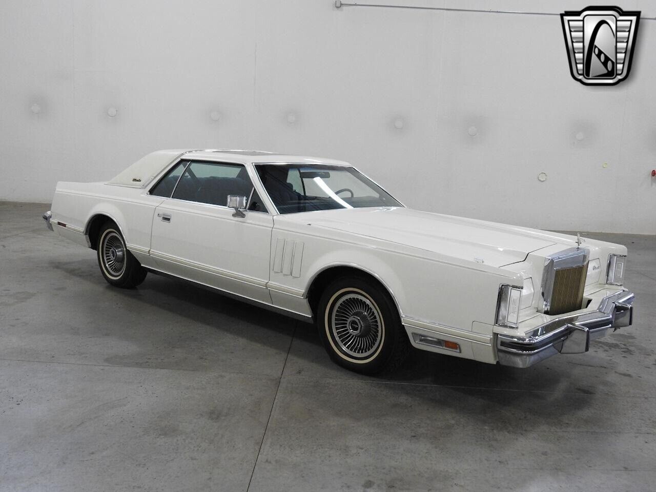 Lincoln-Continental-1979-6