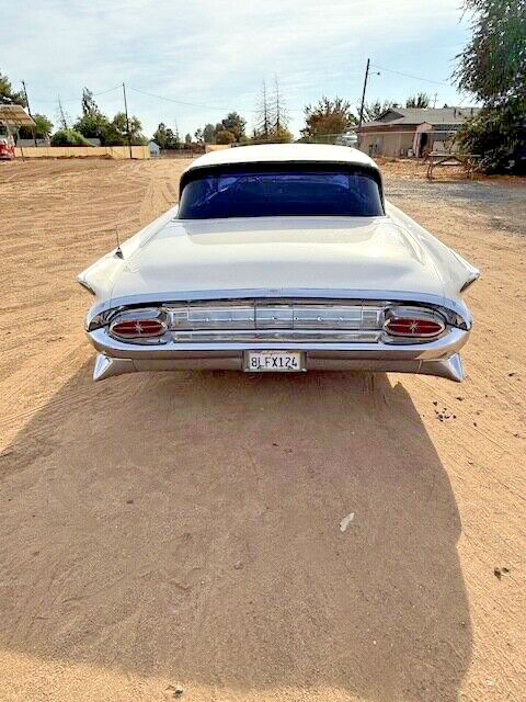 Lincoln-Continental-Berline-1958-3