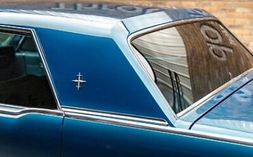 Lincoln-Continental-Berline-1965-23