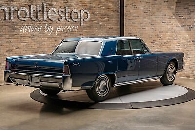 Lincoln-Continental-Berline-1965-3