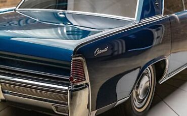 Lincoln-Continental-Berline-1965-8