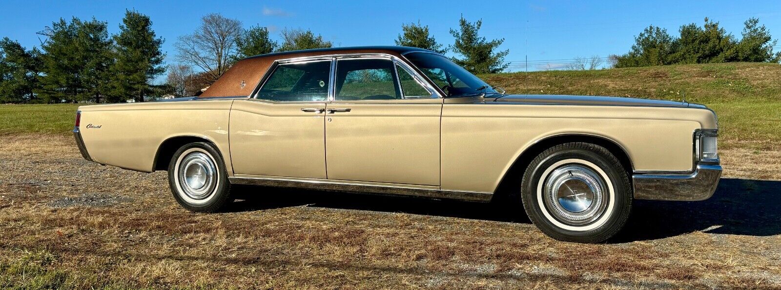 Lincoln-Continental-Berline-1968-1