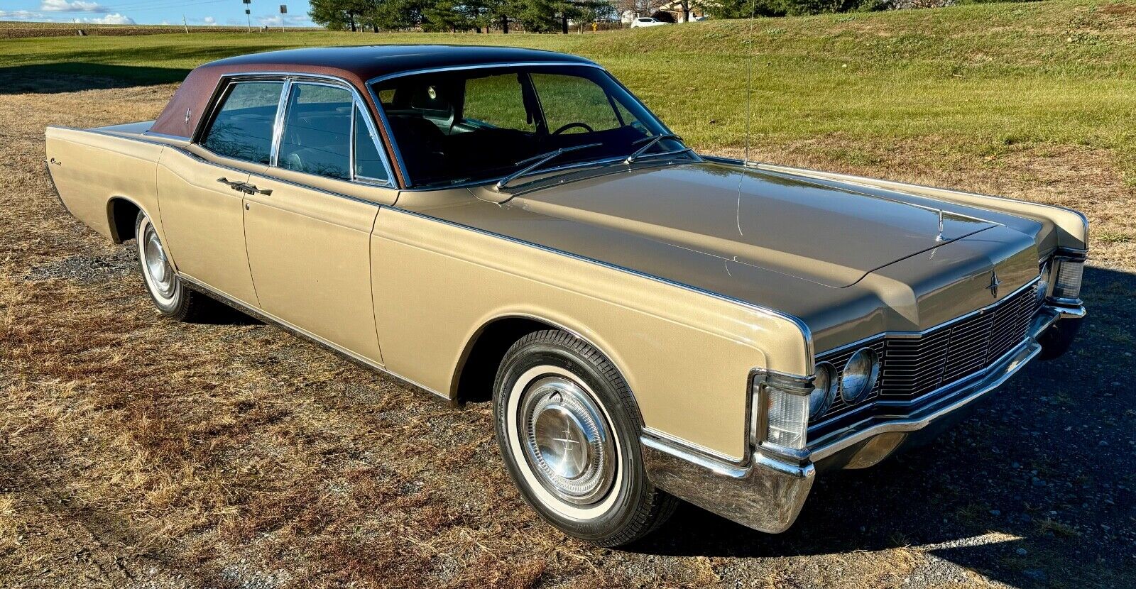 Lincoln-Continental-Berline-1968-12