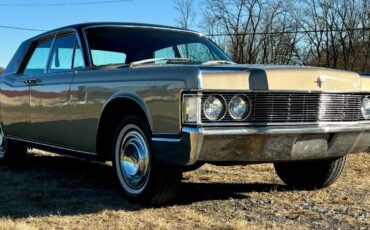 Lincoln-Continental-Berline-1968-3