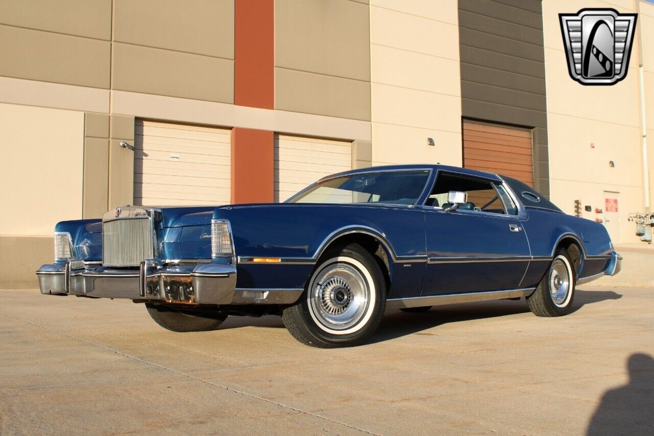 Lincoln-Continental-Berline-1976-2