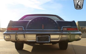 Lincoln-Continental-Berline-1976-5